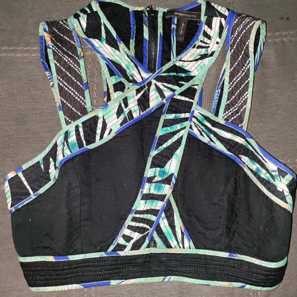 BCBG Maxazria crop shirt